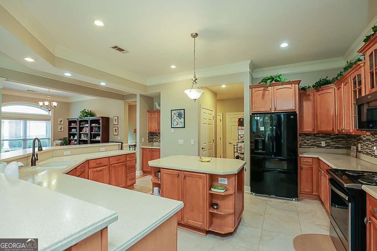 3 bedroom, 2 bathroom condominium for sale at 1502 River Oaks Drive, Richmond Hill, GA 31324 — photo 8