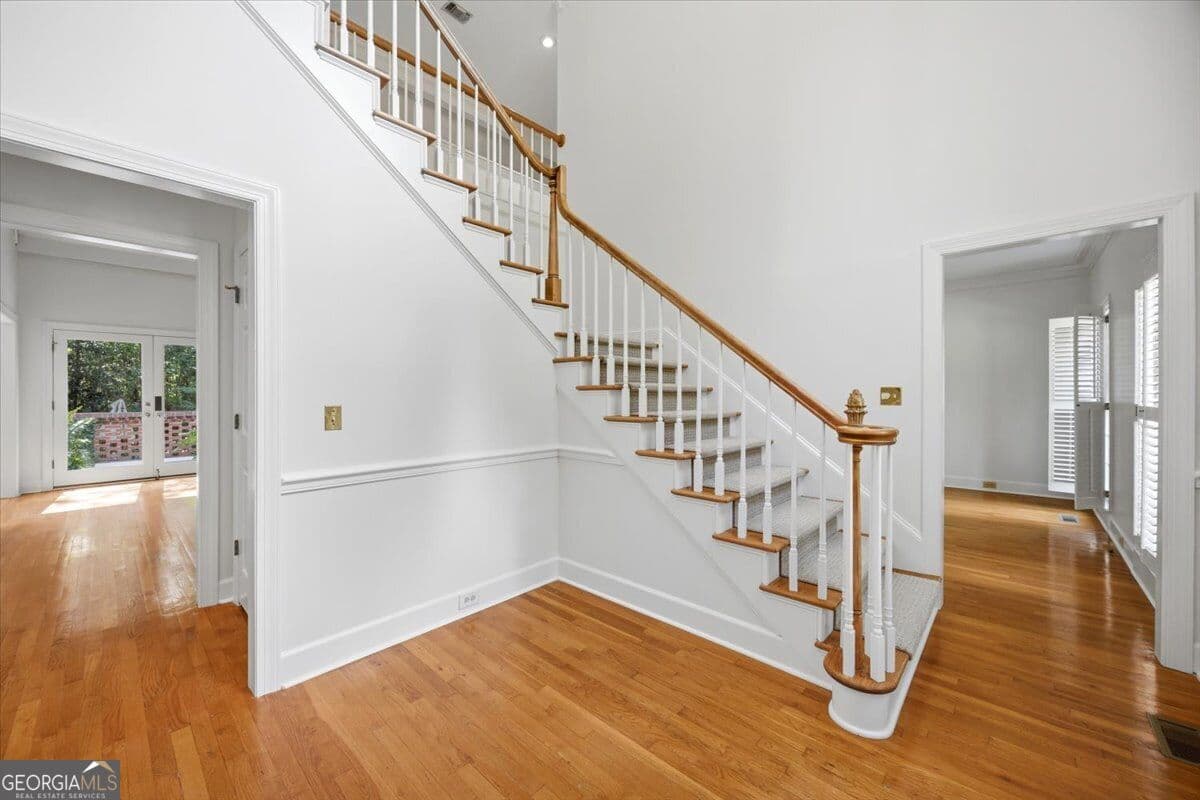4 bedroom, 3.5 bathroom, 3,678 sq ft single family residence for sale at 118 Troon Way, Macon, GA 31210 — photo 6