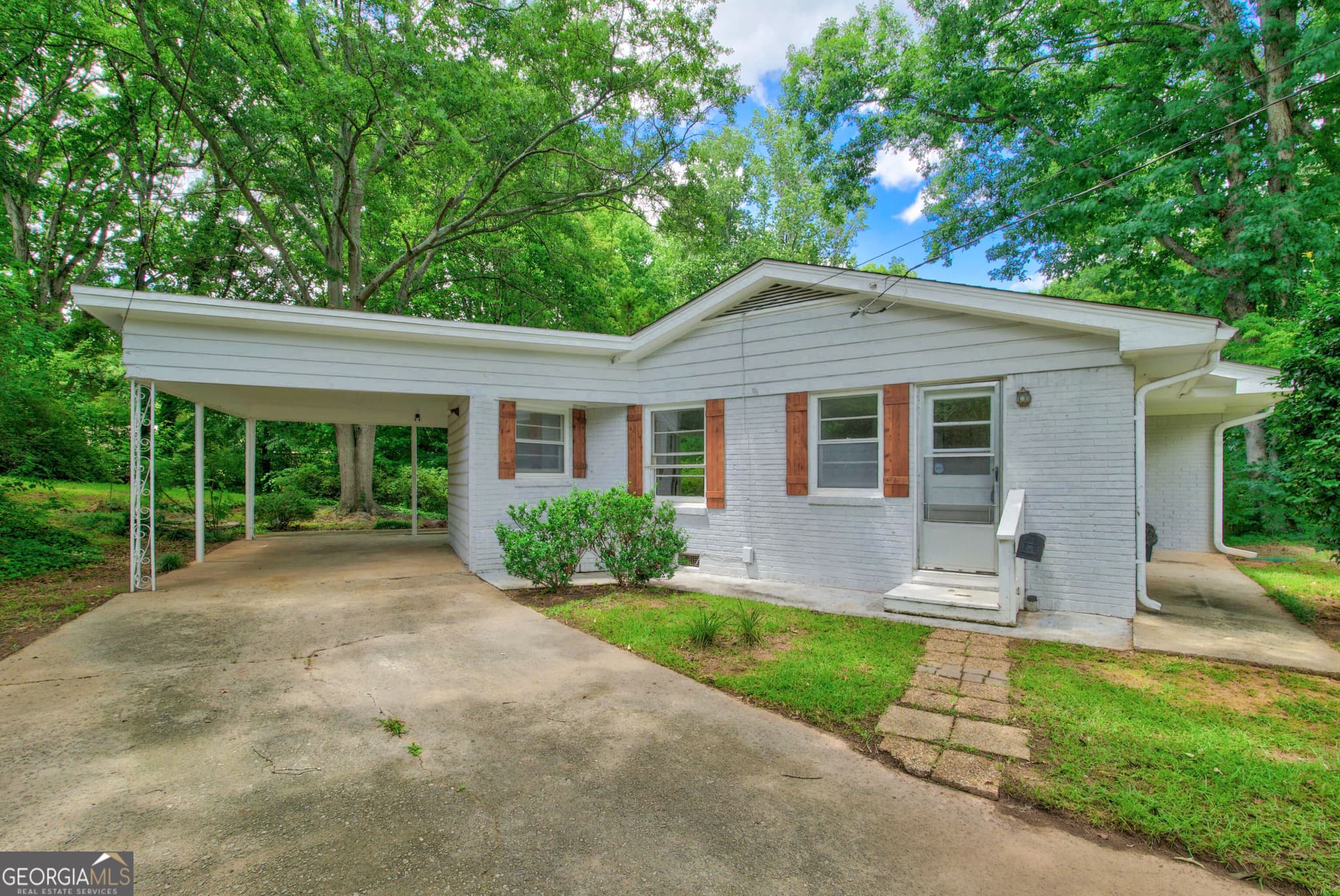 3 bedroom, 2 bathroom, 1,158 sq ft single family residence for sale at 3650 Fred Walker Drive, Smyrna, GA 30082 — photo 2