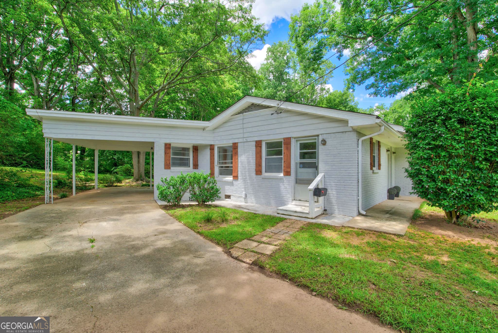 3 bedroom, 2 bathroom, 1,158 sq ft single family residence for sale at 3650 Fred Walker Drive, Smyrna, GA 30082 — photo 6
