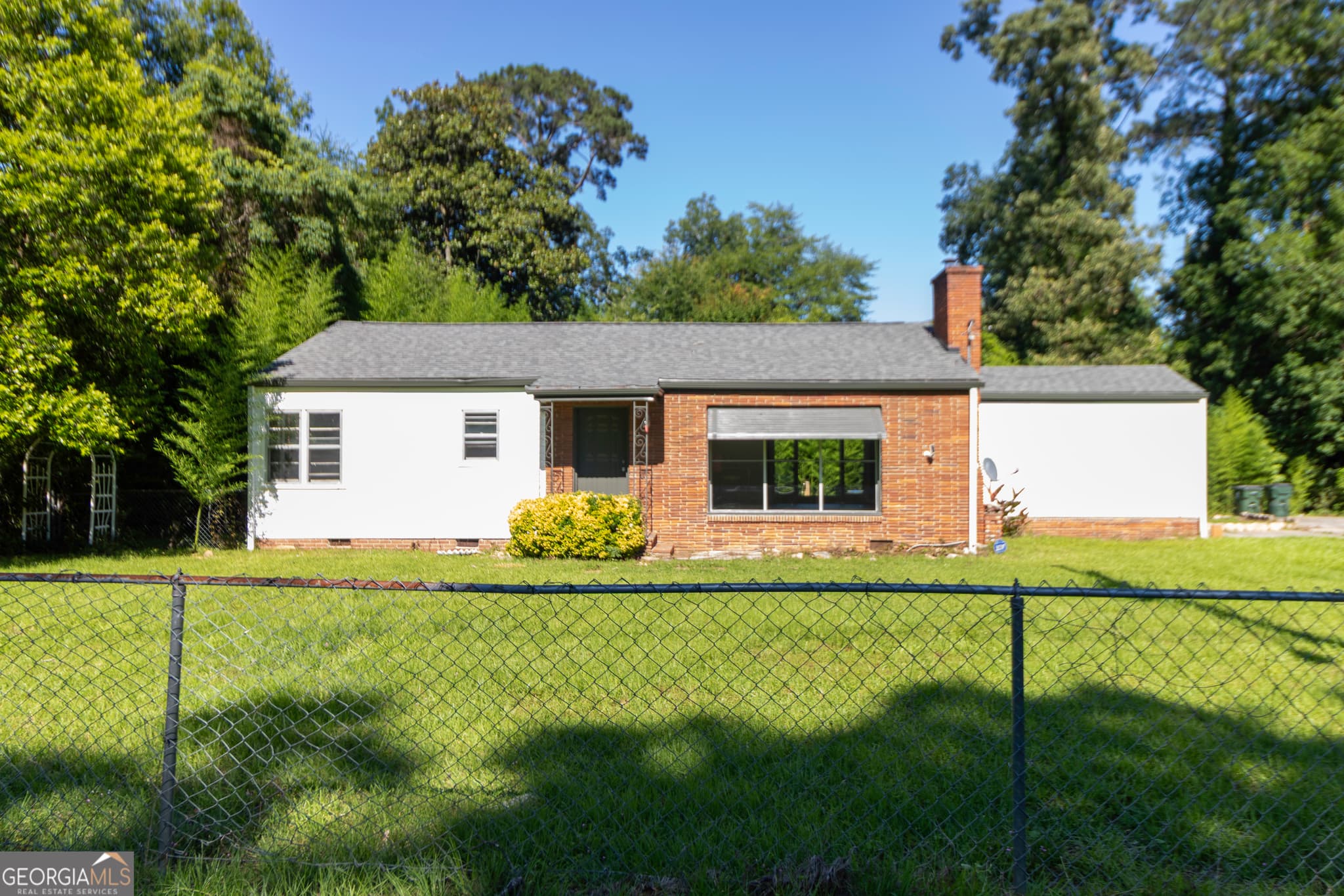 3 bedroom, 1 bathroom, 1,270 sq ft single family residence sold at 132 Evergreen Street, Warner Robins, GA 31093