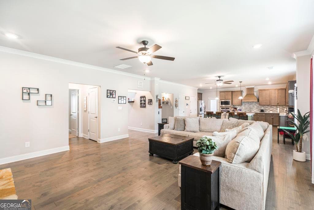 6 bedroom, 5 bathroom, 4,659 sq ft single family residence for sale at 104 Wooden Nickel Plantation Way, Perry, GA 31069 — photo 10