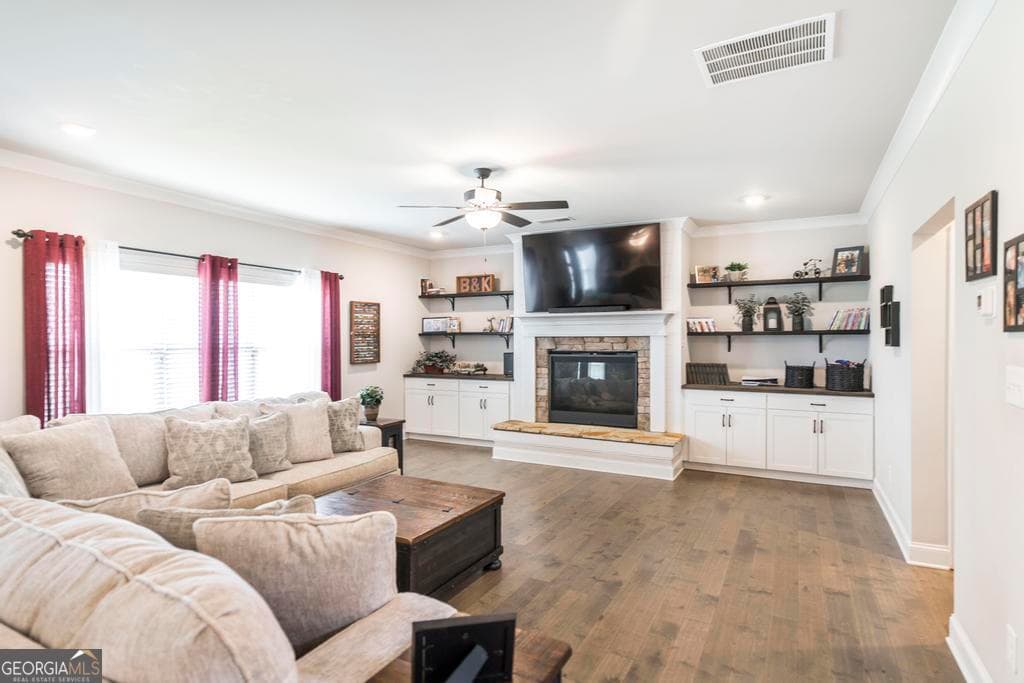 6 bedroom, 5 bathroom, 4,659 sq ft single family residence for sale at 104 Wooden Nickel Plantation Way, Perry, GA 31069 — photo 8