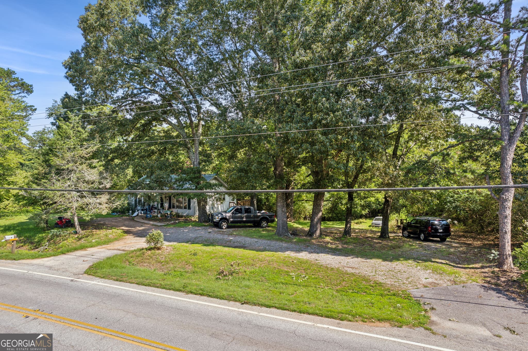 3 bedroom, 1.5 bathroom, 1,194 sq ft single family residence for sale at 3804 Price Road, Gainesville, GA 30506 — photo 6