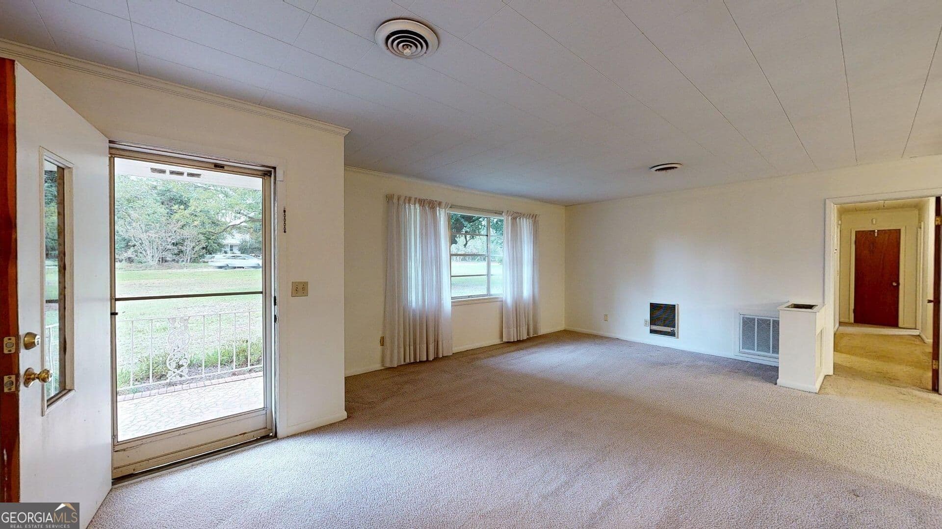 4 bedroom, 2.5 bathroom, 3,247 sq ft single family residence for sale at 915 N Main St Street, Statesboro, GA 30458 — photo 10