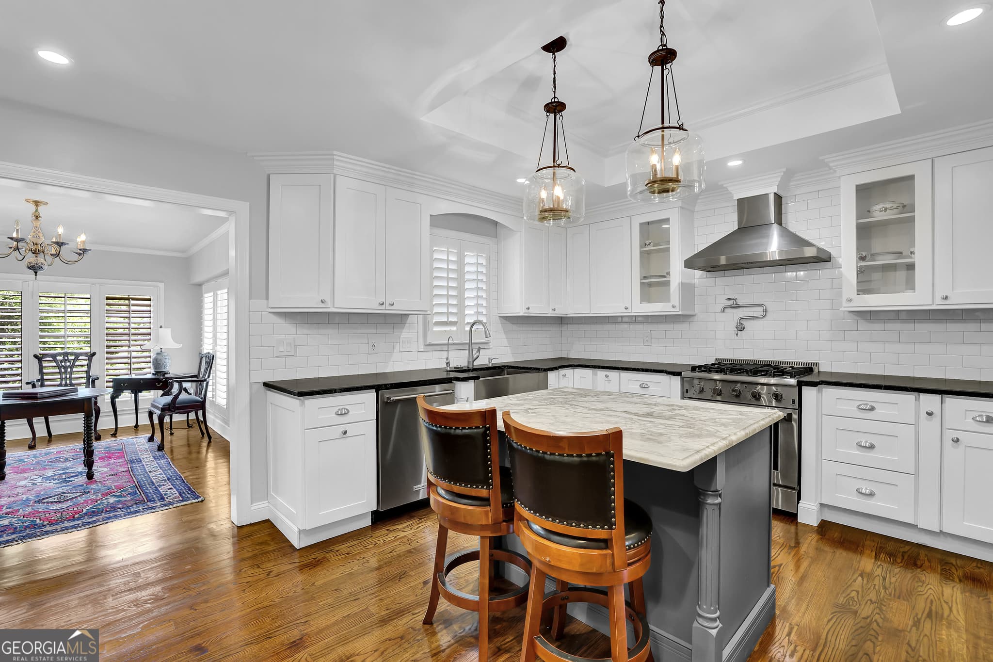 4 bedroom, 4 bathroom, 3,368 sq ft townhouse for sale at 2 Paces West Terrace, Atlanta, GA 30327 — photo 6