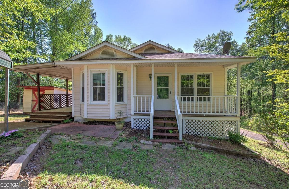 3 bedroom, 2 bathroom, 1,238 sq ft single family residence sold at 2528 Mulberry Rock Road, Dallas, GA 30157