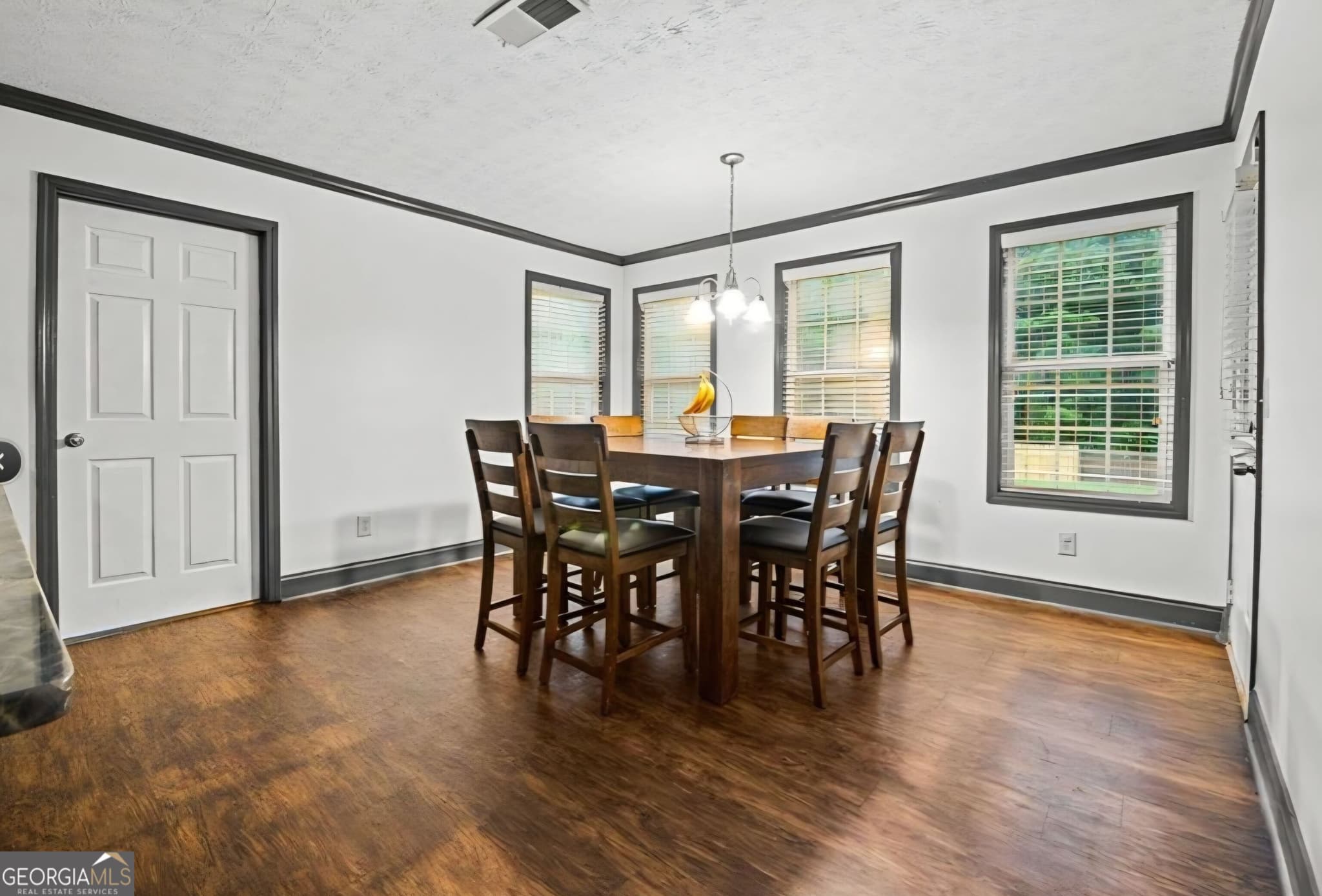 5 bedroom, 4 bathroom, 3,831 sq ft single family residence for sale at 10208 Hemlock Way, Jonesboro, GA 30238 — photo 7
