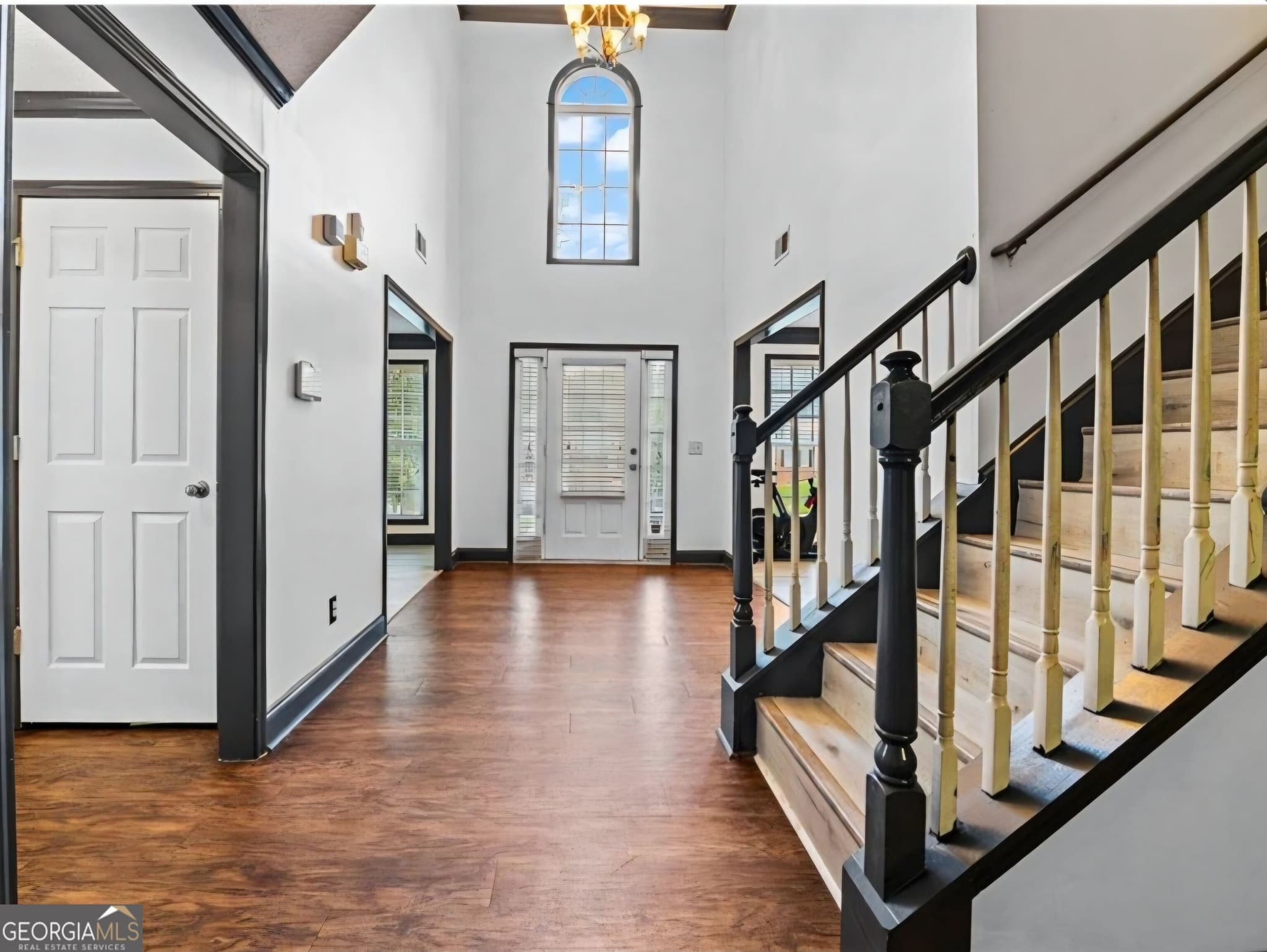 5 bedroom, 4 bathroom, 3,831 sq ft single family residence for sale at 10208 Hemlock Way, Jonesboro, GA 30238 — photo 5