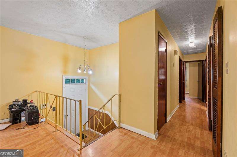 4 bedroom, 2.5 bathroom, 2,214 sq ft single family residence for sale at 1140 Pineglen Drive, Riverdale, GA 30296 — photo 8