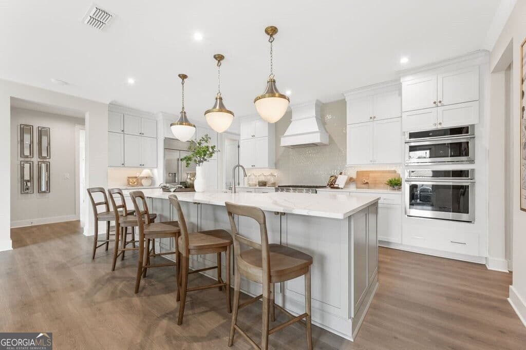 2 bedroom, 3.5 bathroom, 3,722 sq ft single family residence for sale at 3885 Longstreet Way LOT 55, Alpharetta, GA 30004 — photo 2