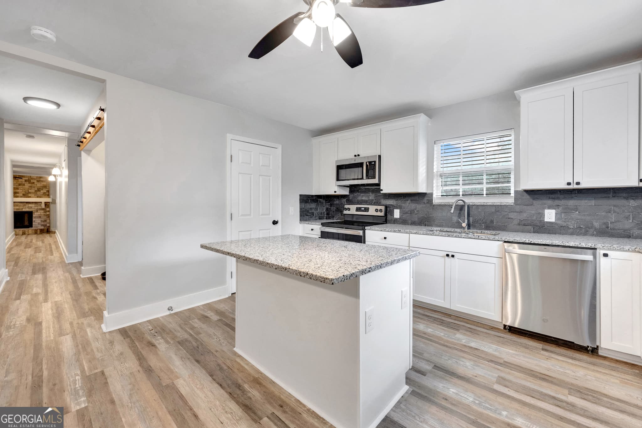 3 bedroom, 2 bathroom, 1,794 sq ft single family residence for sale at 1198 E Atlanta Road, Stockbridge, GA 30281 — photo 7