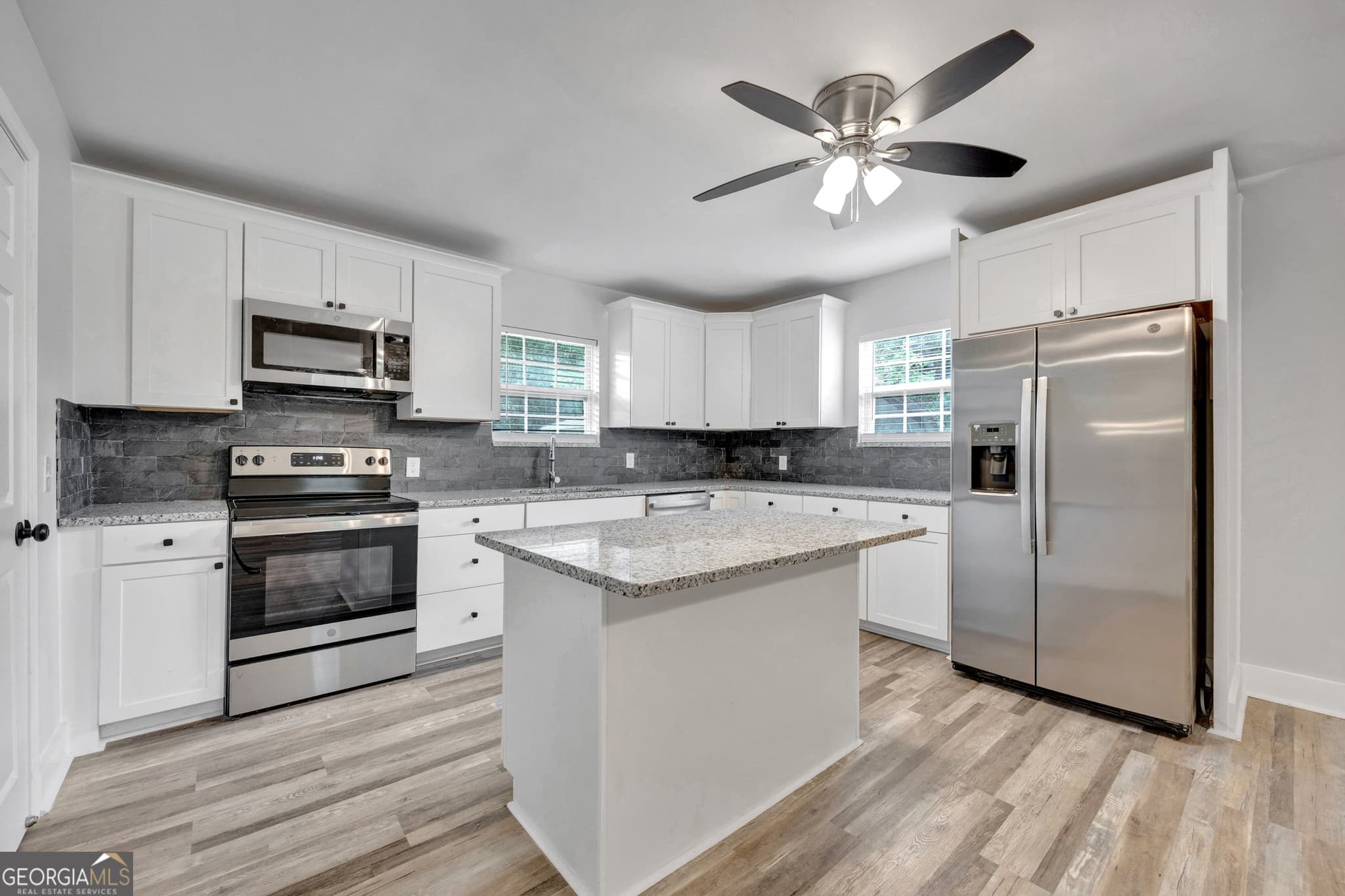 3 bedroom, 2 bathroom, 1,794 sq ft single family residence for sale at 1198 E Atlanta Road, Stockbridge, GA 30281 — photo 10