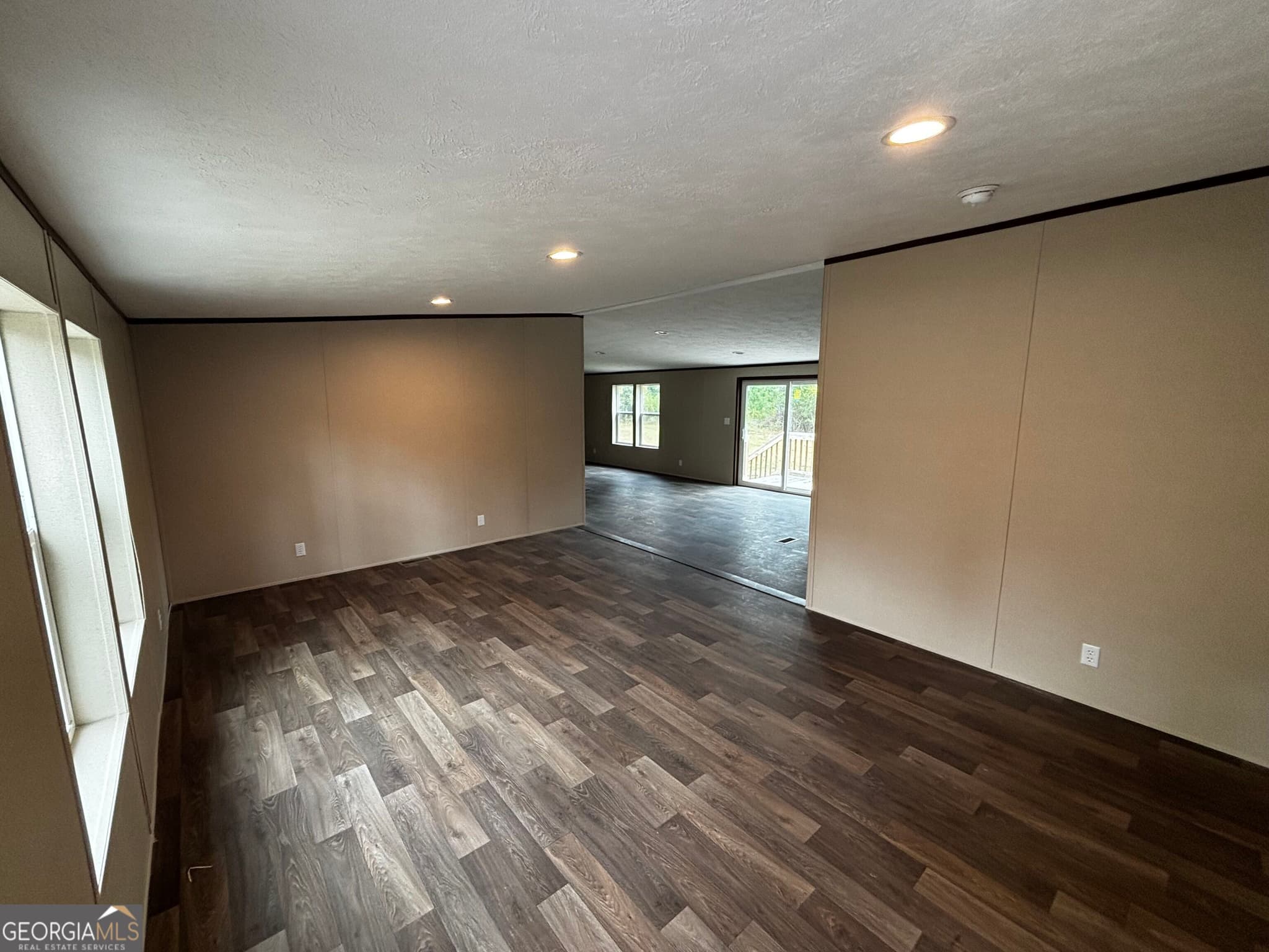 4 bedroom, 2 bathroom, 1,781 sq ft manufactured home,single family residence for sale at 464 Hwy 24 South, Milledgeville, GA 31061 — photo 10