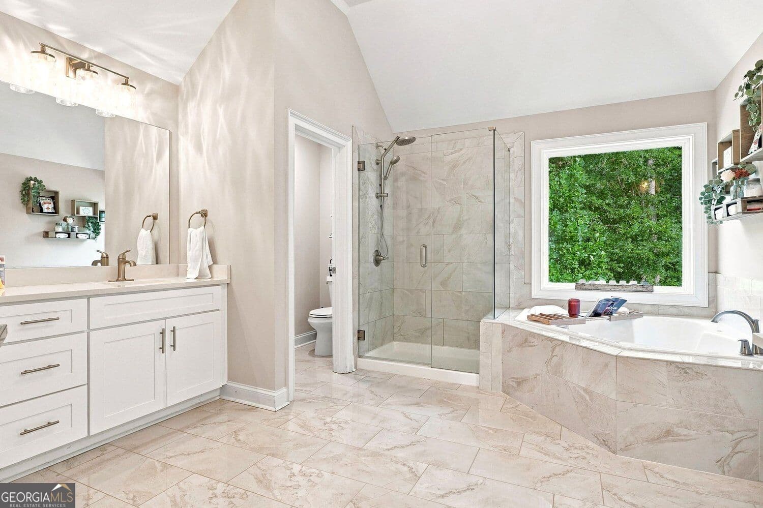 4 bedroom, 3.5 bathroom, 2,934 sq ft single family residence for sale at 7271 Bluewater Lane, Douglasville, GA 30135 — photo 6