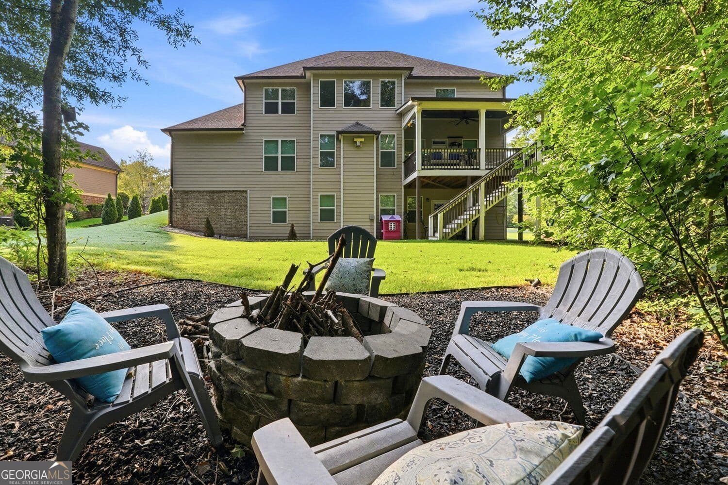 4 bedroom, 3.5 bathroom, 2,934 sq ft single family residence for sale at 7271 Bluewater Lane, Douglasville, GA 30135 — photo 8