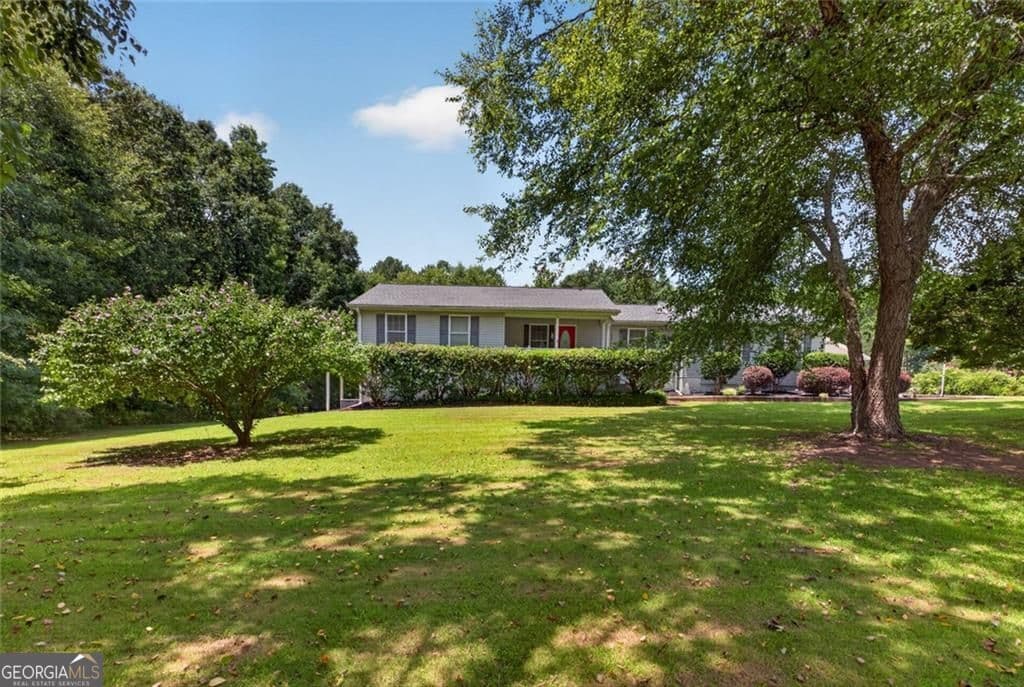 4 bedroom, 3.5 bathroom, 2,249 sq ft single family residence for sale at 8715 Gullatt Road, Palmetto, GA 30268
