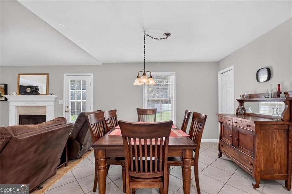 4 bedroom, 3.5 bathroom, 2,249 sq ft single family residence for sale at 8715 Gullatt Road, Palmetto, GA 30268 — photo 8