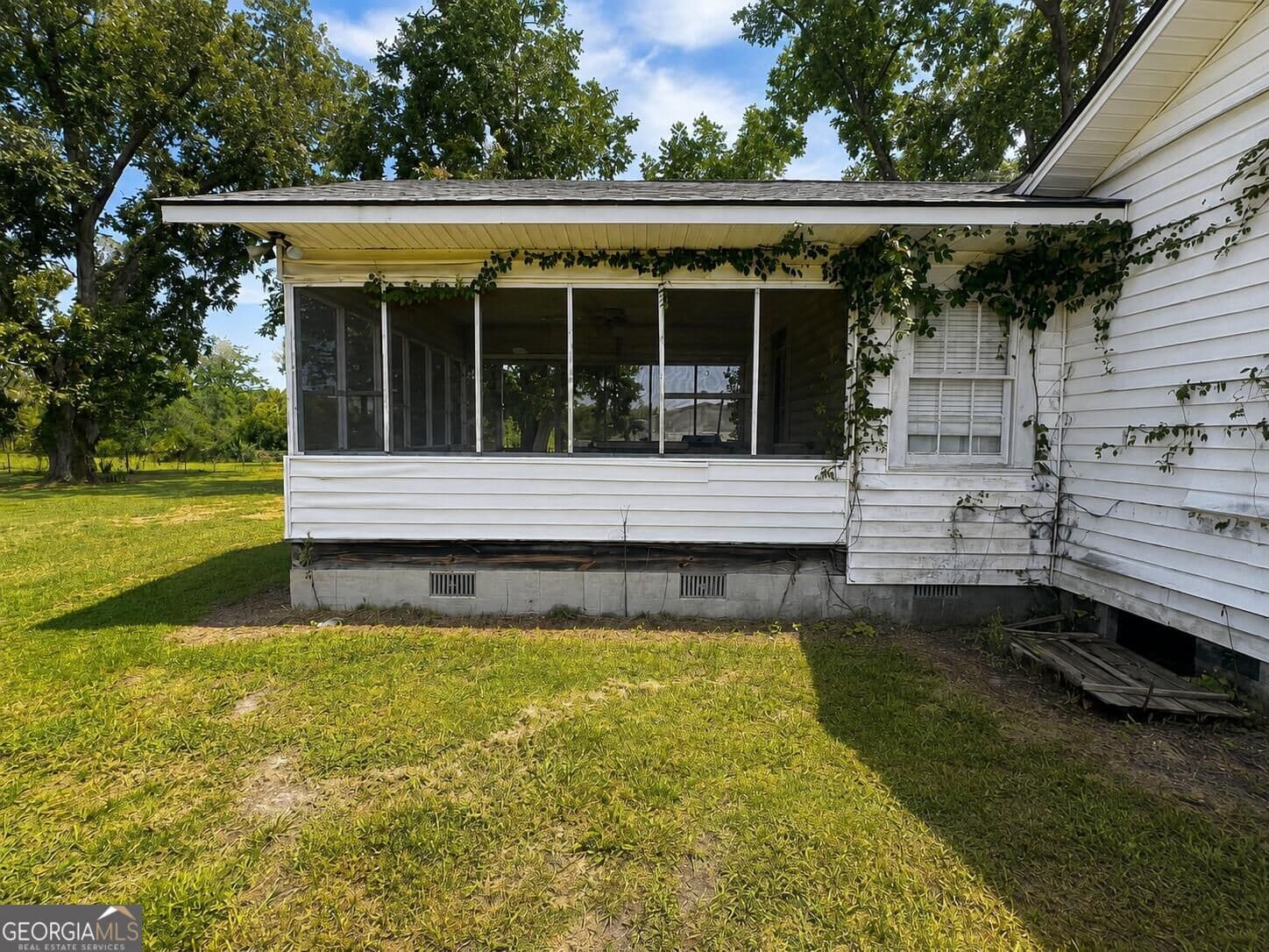 3 bedroom, 1 bathroom, 1,984 sq ft single family residence for sale at 162 Brookfield Lenox Road, Tifton, GA 31794 — photo 4