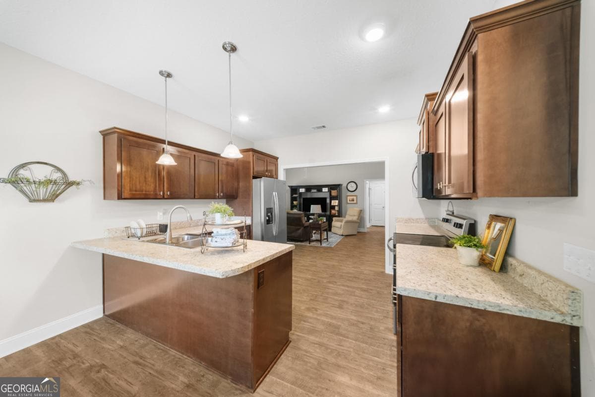 4 bedroom, 2 bathroom, 1,792 sq ft single family residence for sale at 106 Weatherstone Way, Statesboro, GA 30458 — photo 8