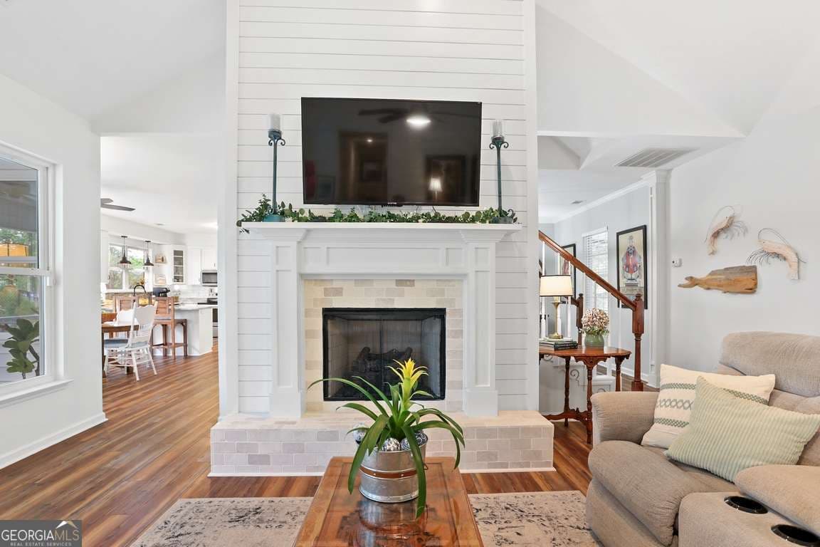 3 bedroom, 2.5 bathroom, 2,522 sq ft single family residence for sale at 11 Mill Run Lane, Richmond Hill, GA 31324 — photo 7
