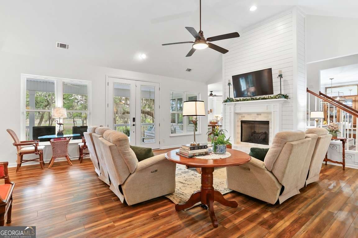 3 bedroom, 2.5 bathroom, 2,522 sq ft single family residence for sale at 11 Mill Run Lane, Richmond Hill, GA 31324 — photo 5