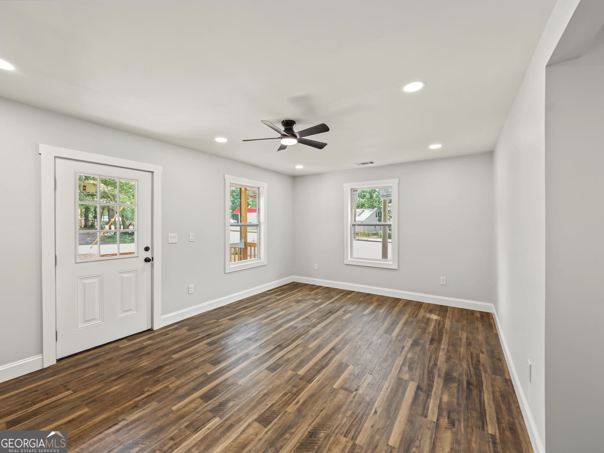 3 bedroom, 2 bathroom, 1,200 sq ft single family residence for sale at 1 Lucille Avenue, Rome, GA 30165 — photo 7