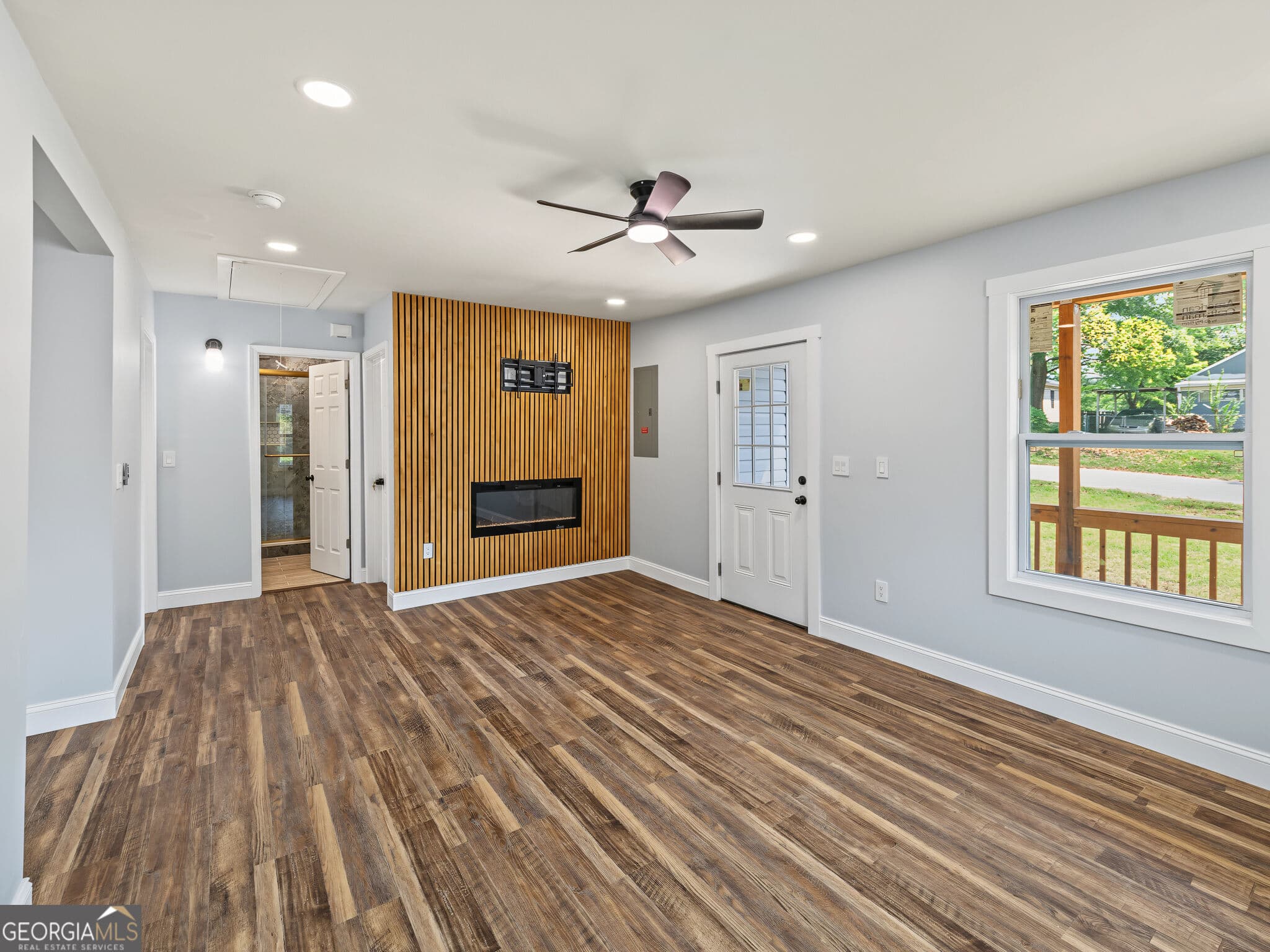 3 bedroom, 2 bathroom, 1,200 sq ft single family residence for sale at 1 Lucille Avenue, Rome, GA 30165 — photo 10