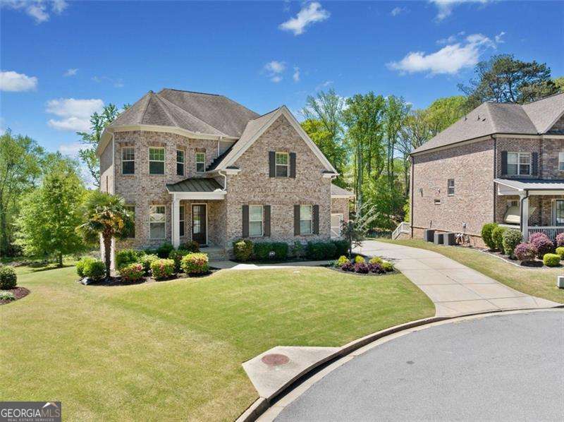 5 bedroom, 4 bathroom single family residence sold at 6090 Pennant Lane, Suwanee, GA 30024