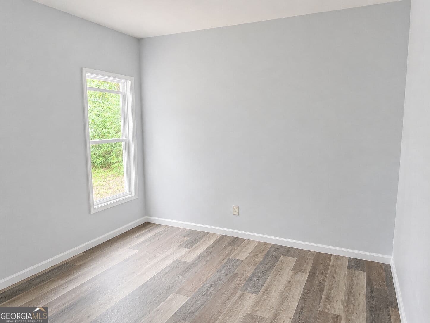 3 bedroom, 2 bathroom, 1,104 sq ft single family residence for sale at 23 Wilson Street, Nahunta, GA 31553 — photo 7