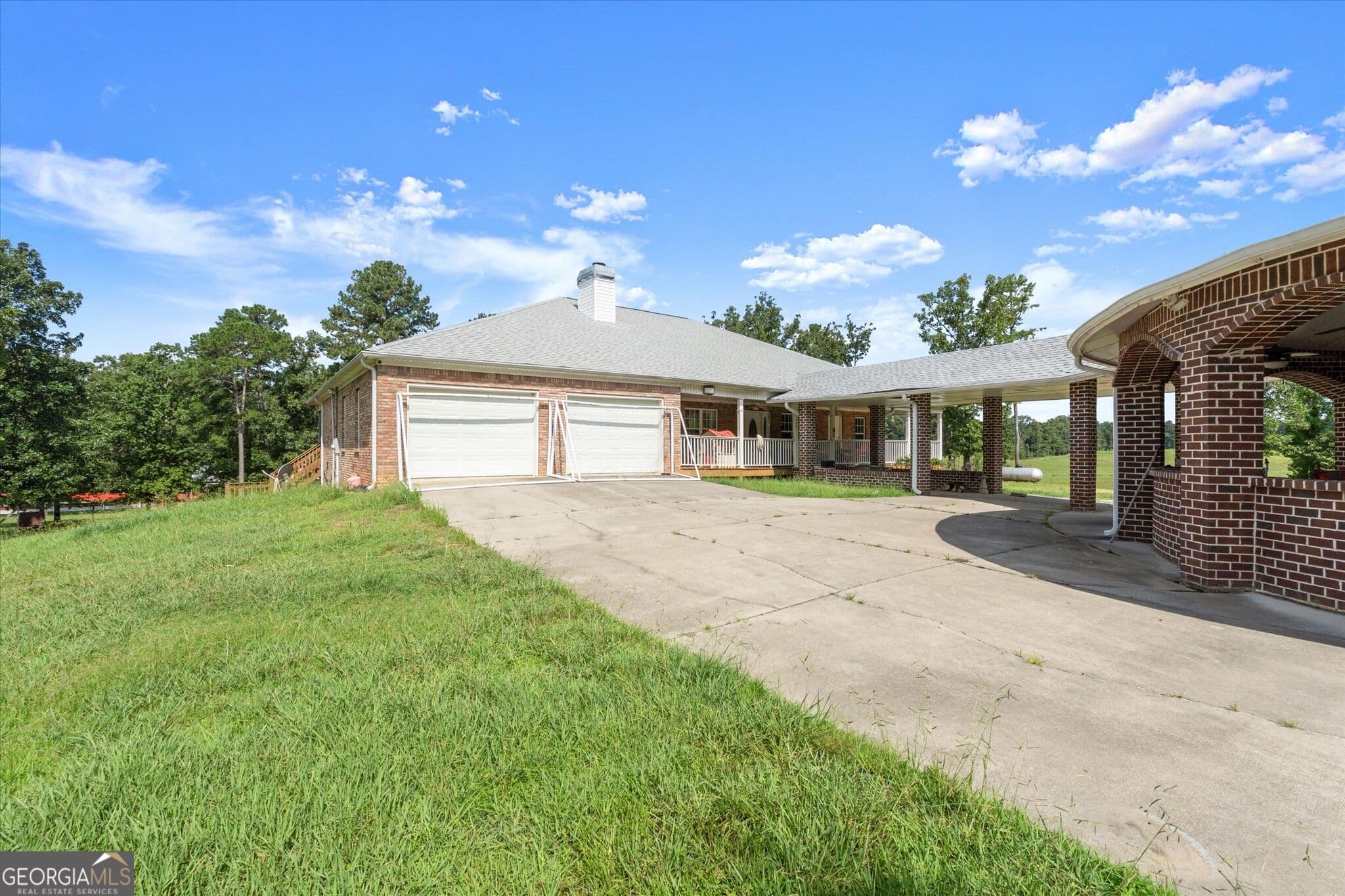 3 bedroom, 3 bathroom, 4,200 sq ft single family residence for sale at 788 Nesbit Loop, Resaca, GA 30735