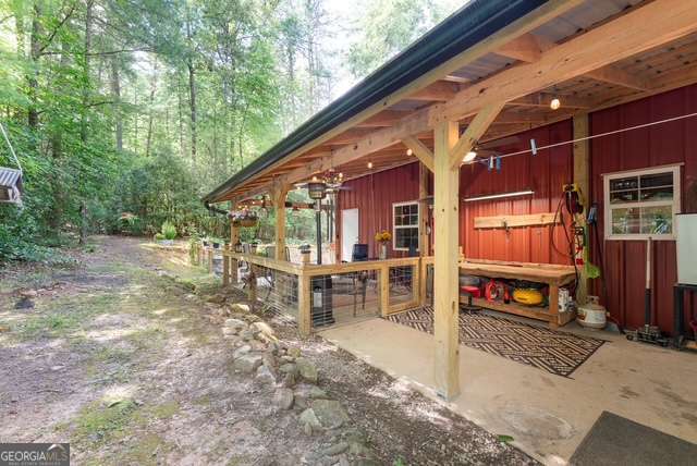 2 bedroom, 1 bathroom, 1,500 sq ft single family residence for sale at 19 Ladybug Lane, Blue Ridge, GA 30513 — photo 4