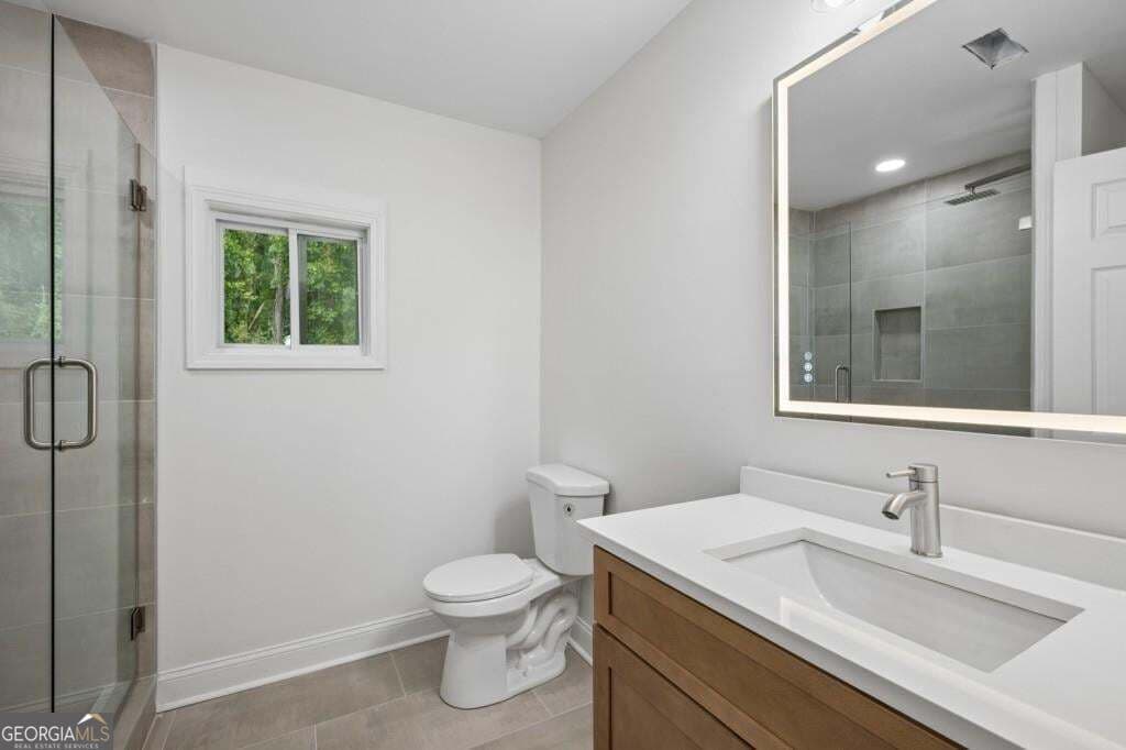 4 bedroom, 3 bathroom, 1,875 sq ft single family residence for sale at 2950 Concord Drive, Decatur, GA 30033 — photo 5