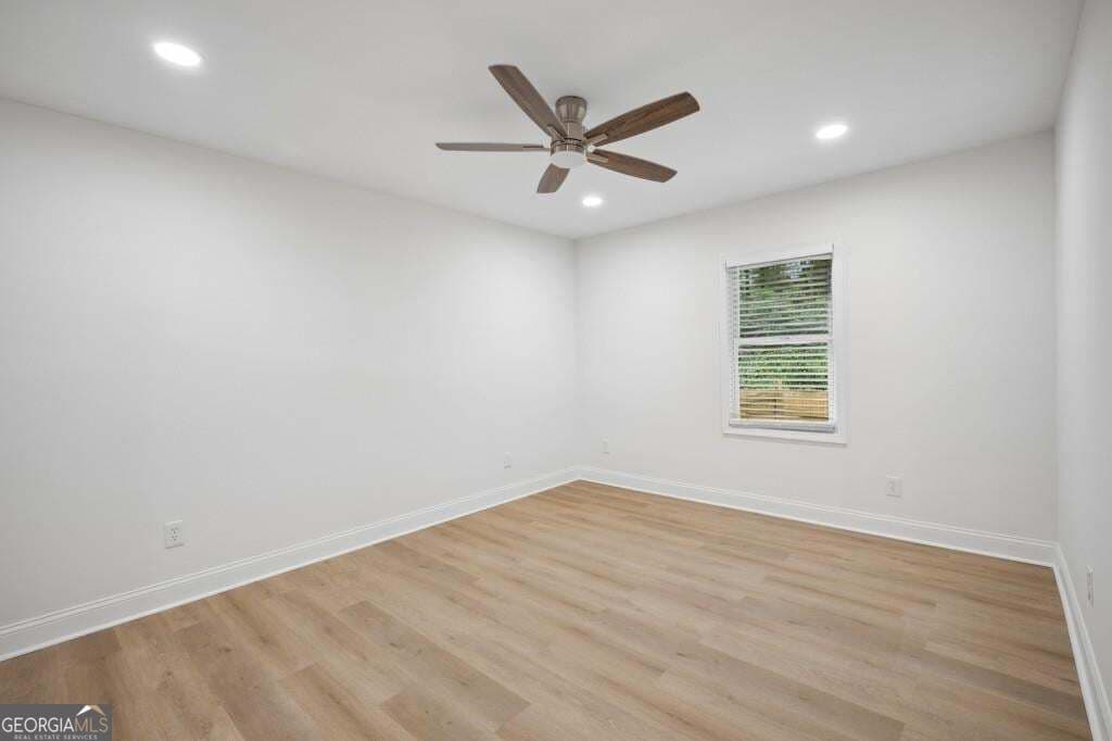 4 bedroom, 3 bathroom, 1,875 sq ft single family residence for sale at 2950 Concord Drive, Decatur, GA 30033 — photo 4