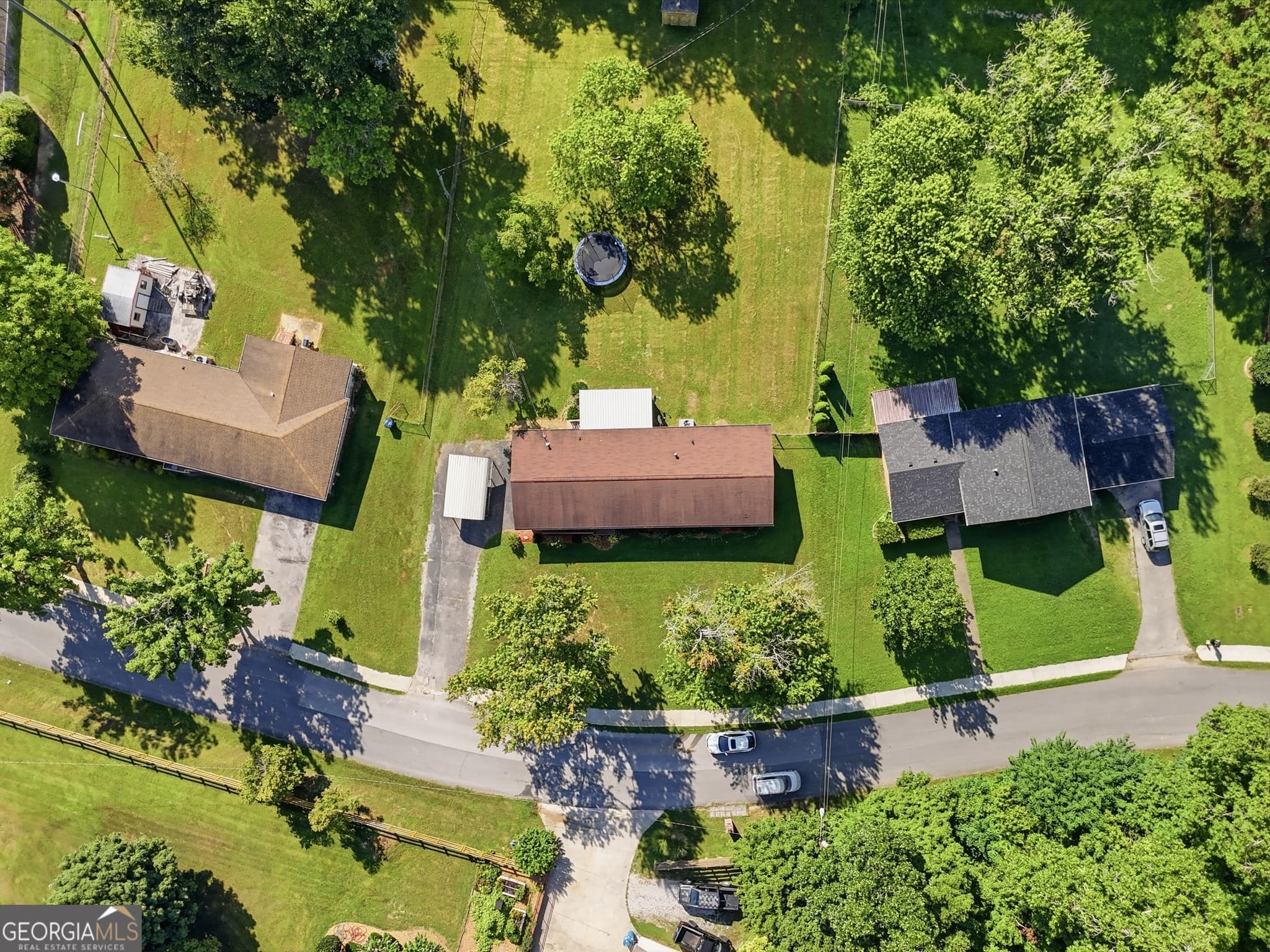 3 bedroom, 2 bathroom, 1,825 sq ft single family residence for sale at 105 Hamel Drive, Chickamauga, GA 30707 — photo 10