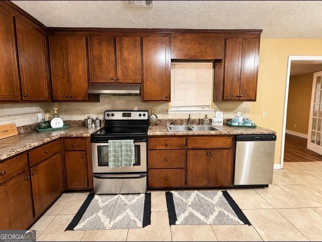 3 bedroom, 2 bathroom, 1,548 sq ft single family residence for sale at 7080 Barcelona Boulevard, Macon, GA 31216 — photo 4