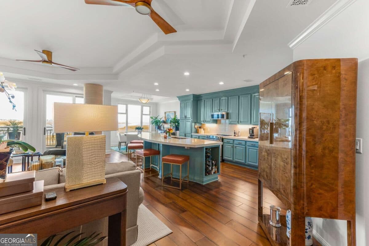 3 bedroom, 3 bathroom, 2,036 sq ft condominium for sale at 8001 Us Highway 80 403, Savannah, GA 31410 — photo 5