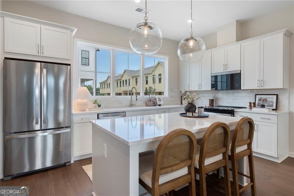 3 bedroom, 3 bathroom townhouse for sale at 444 Argosy Park Circle #18, Alpharetta, GA 30022 — photo 5