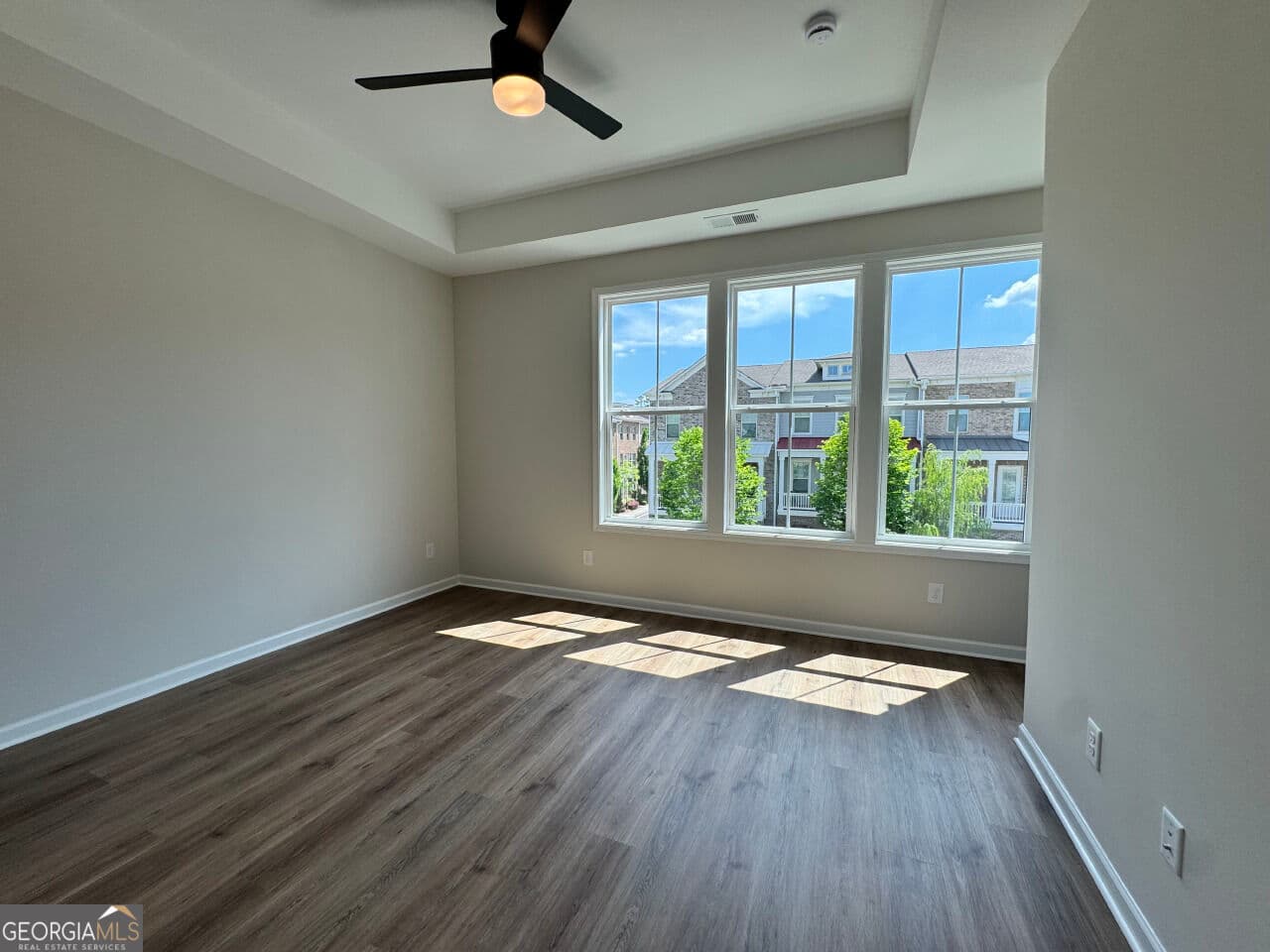 3 bedroom, 3 bathroom townhouse for sale at 444 Argosy Park Circle #18, Alpharetta, GA 30022 — photo 8