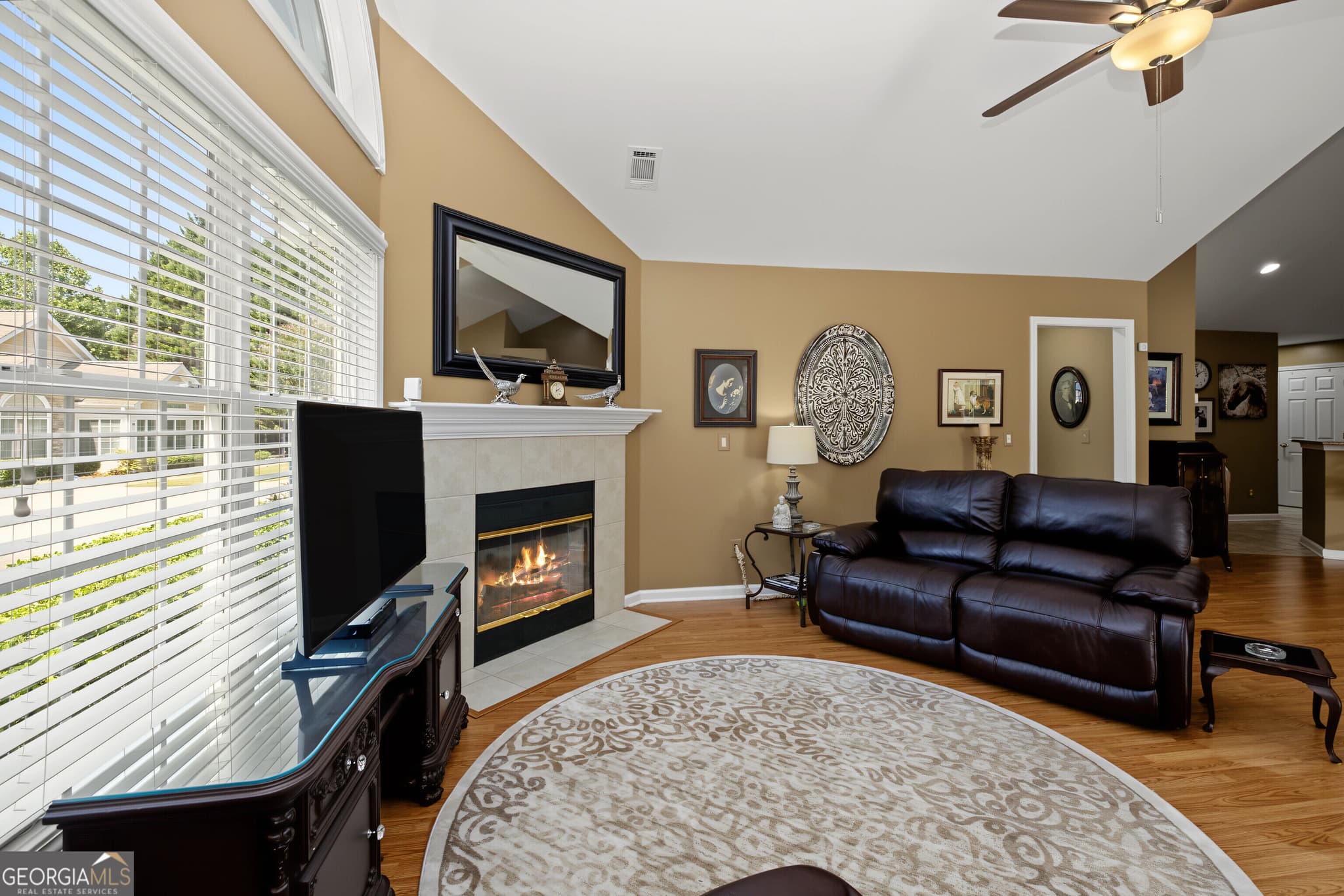 3 bedroom, 2 bathroom, 1,832 sq ft condominium for sale at 245 Rehobeth Way, Fayetteville, GA 30214 — photo 6