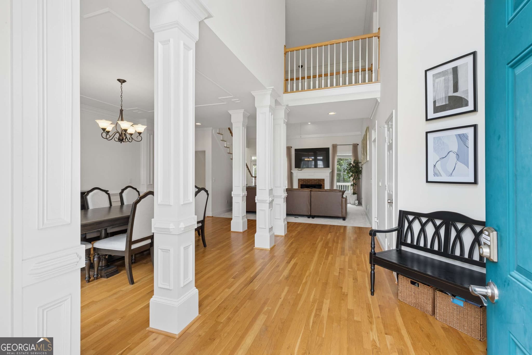 6 bedroom, 4.5 bathroom, 5,068 sq ft single family residence for sale at 5486 Hedge Brooke Pointe, Acworth, GA 30101 — photo 2