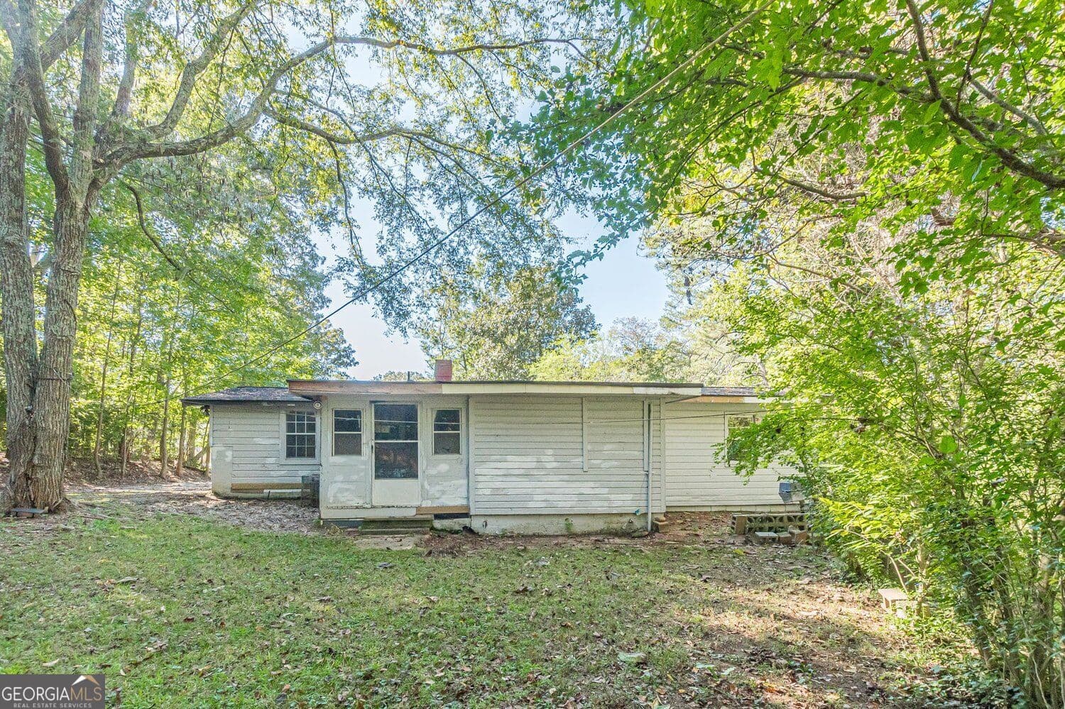 3 bedroom, 1 bathroom, 996 sq ft single family residence for sale at 5749 Pinecrest Road, Austell, GA 30168 — photo 7