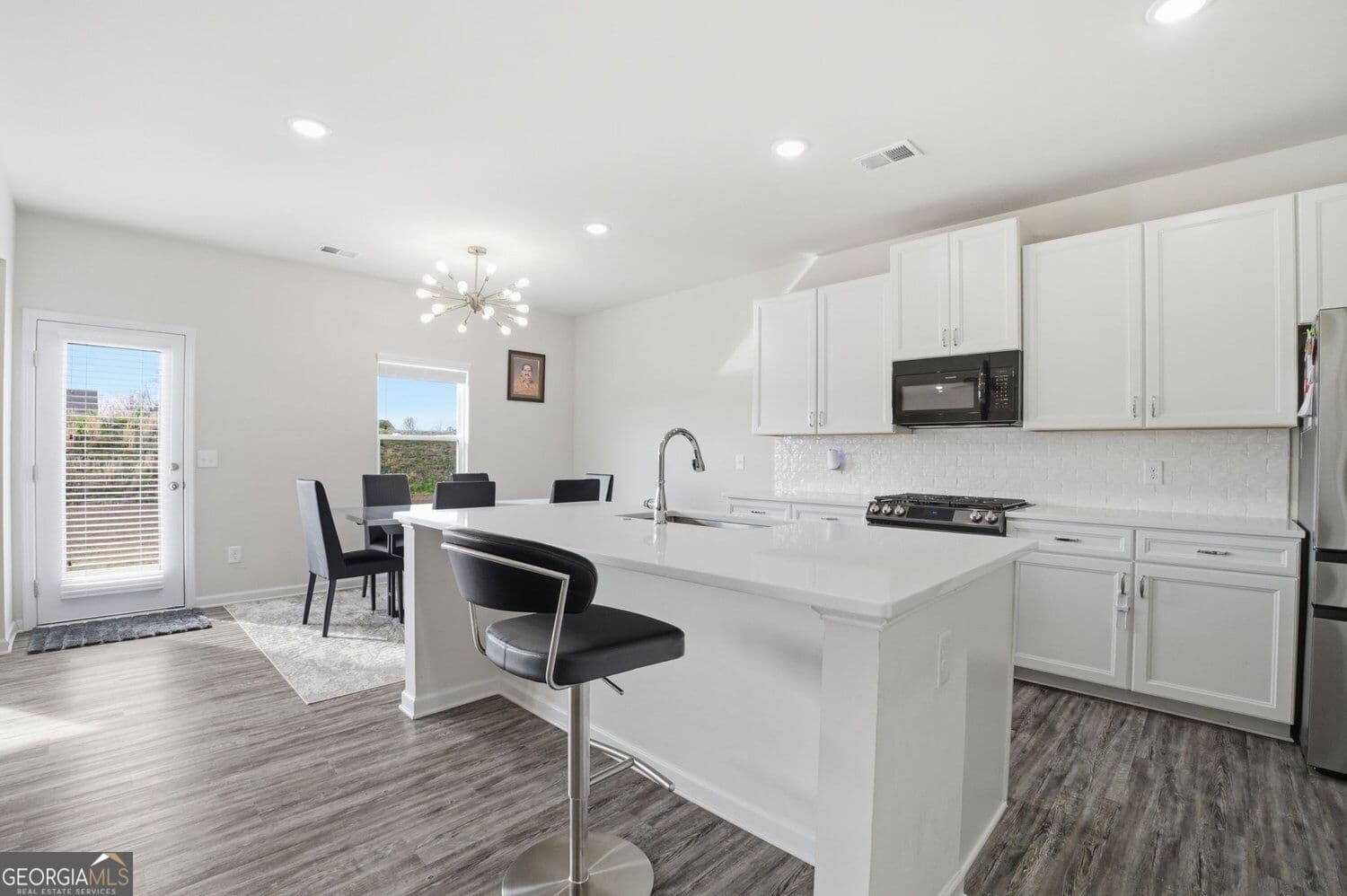 4 bedroom, 2.5 bathroom, 2,238 sq ft single family residence for rent at 95 Royal Oaks Drive, Rome, GA 30165 for $2,495 a month — photo 6