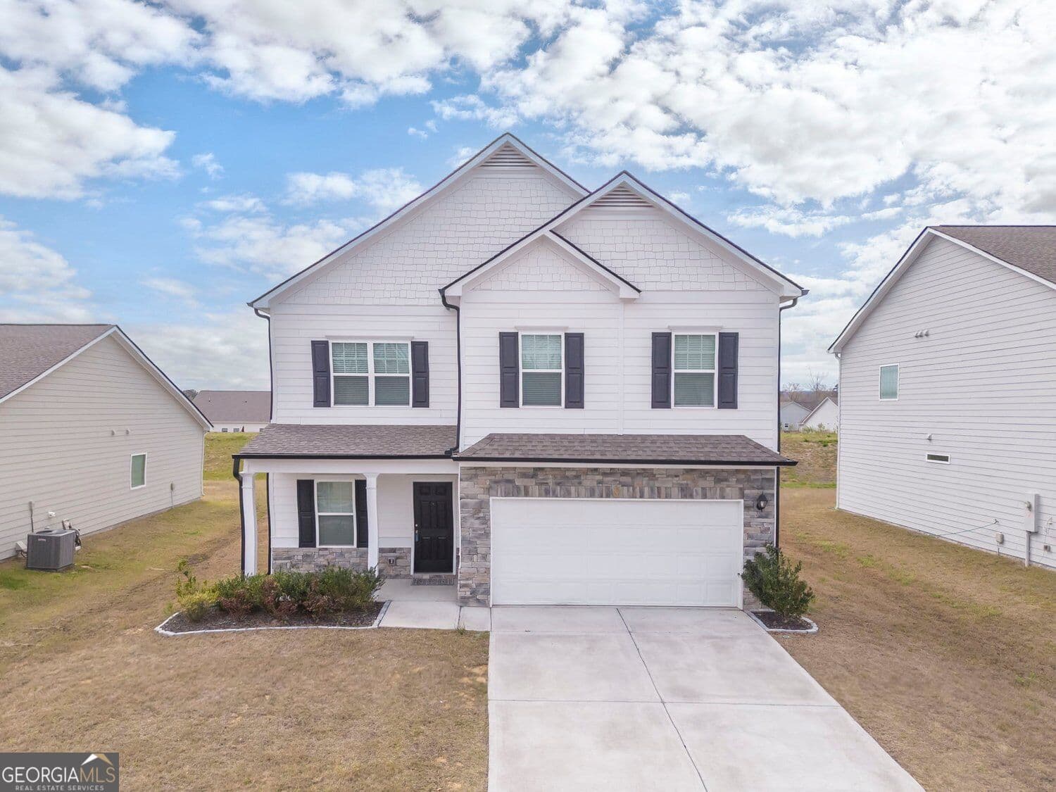 4 bedroom, 2.5 bathroom, 2,238 sq ft single family residence for rent at 95 Royal Oaks Drive, Rome, GA 30165 for $2,495 a month — photo 1 of 48