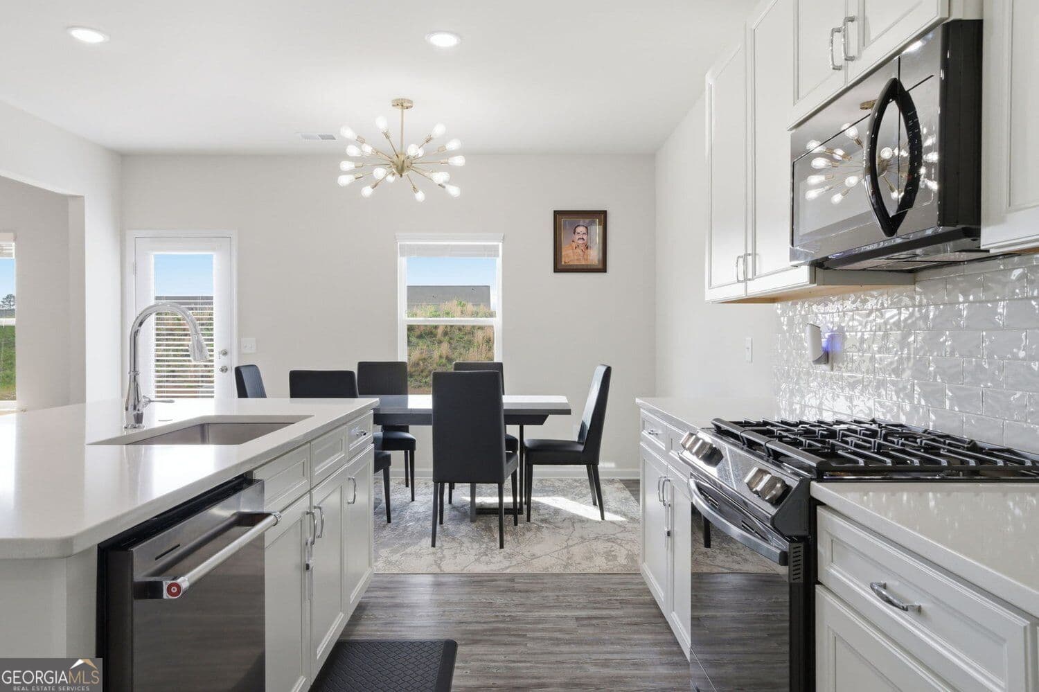 4 bedroom, 2.5 bathroom, 2,238 sq ft single family residence for rent at 95 Royal Oaks Drive, Rome, GA 30165 for $2,495 a month — photo 5