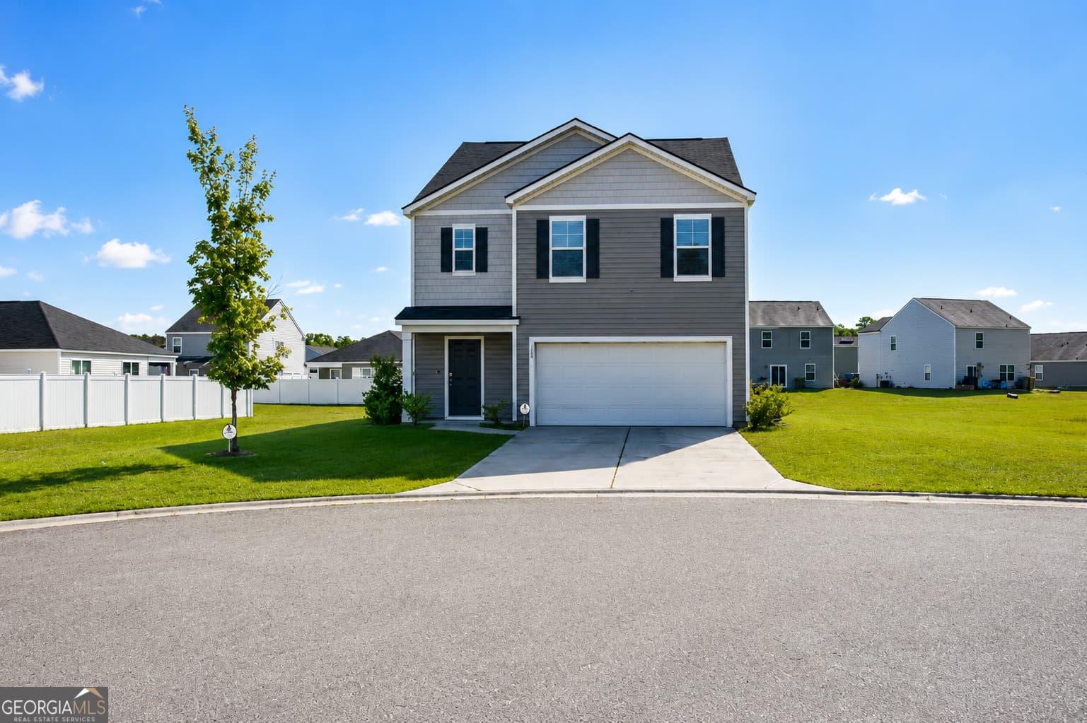 5 bedroom, 3 bathroom, 2,520 sq ft single family residence sold at 100 St Lucia Court, Guyton, GA 31312