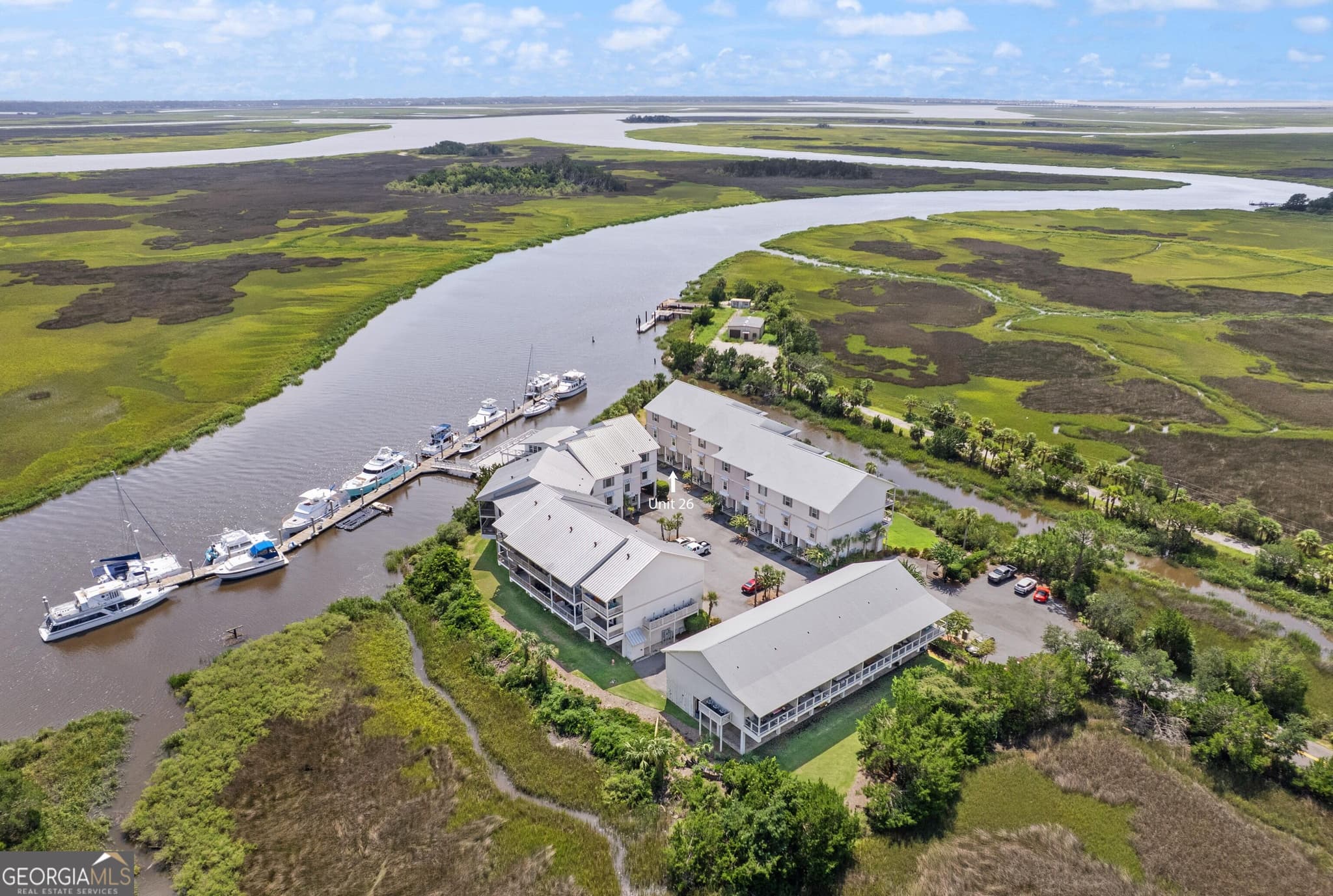 3 bedroom, 3 bathroom, 1,584 sq ft condominium for sale at 26 Hidden Harbor Road, Brunswick, GA 31525 — photo 4