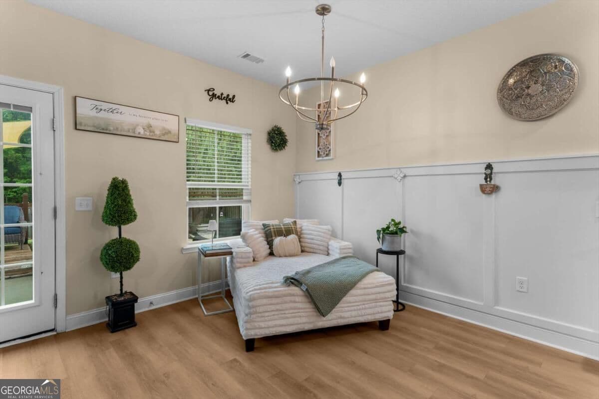 4 bedroom, 2 bathroom, 1,682 sq ft single family residence for sale at 1028 Meloney Drive, Hinesville, GA 31313 — photo 9