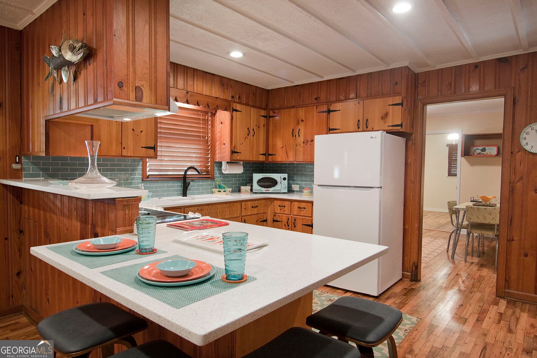 4 bedroom, 3 bathroom, 2,496 sq ft single family residence for sale at 437 Pine Street, Madison, GA 30650 — photo 10
