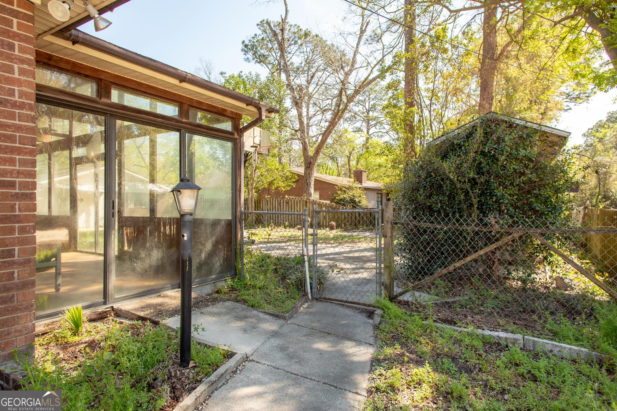 3 bedroom, 2 bathroom, 1,696 sq ft single family residence for sale at 902 Stanton Avenue, Waycross, GA 31503 — photo 5
